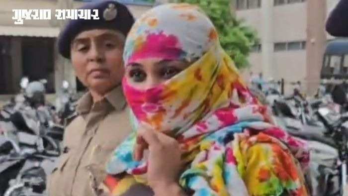 VIDEO: કીર્તિ પટેલની ત્રીજા કેસમાં અટકાયત, મીડિયાને જોતાં કહ્યું- ફોટો પાડવો છે, દુપટ્ટો ઉતારું?