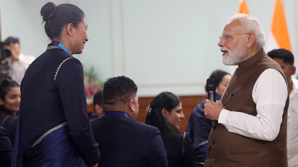 VIDEO: 'રેસ્ટોરન્ટવાળા સાથે કેમ ઝઘડો કર્યો?' PM મોદીએ બોક્સર લવલીનાને પૂછ્યો સવાલ!