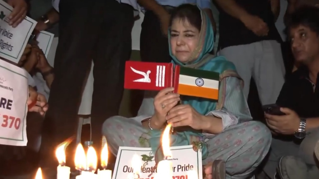 Mehbooba Mufti Faces Flag Row After Holding Tricolour Upside Down At Srinagar Protest