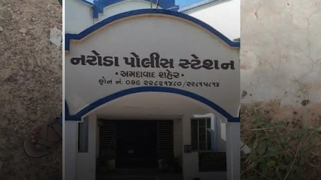 Naroda Constable Caught on Video Demanding ₹3.5 Lakh Bribe to Settle Bootlegging Case