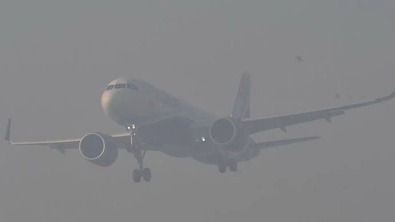 Delhi-NCR Rain Chaos: Nearly 400 Flights Delayed, 26 Cancelled; Gurugram Advises Work From Home