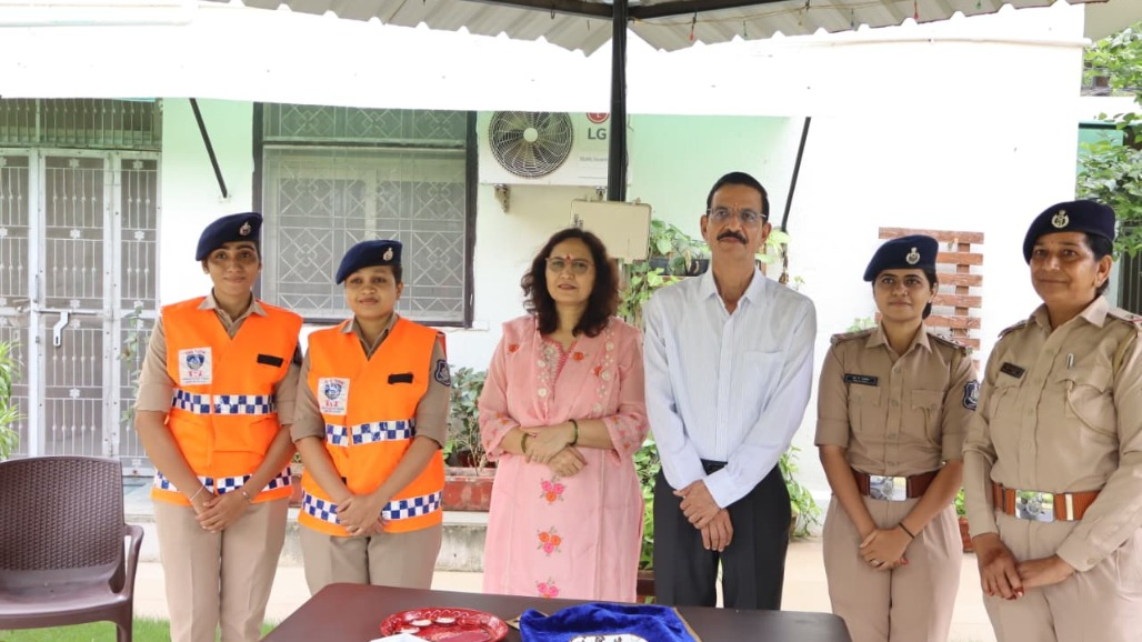 ‘She Teams’ Tie Rakhis To Gujarat DGP, Ahmedabad Police Commissioner On Raksha Bandhan