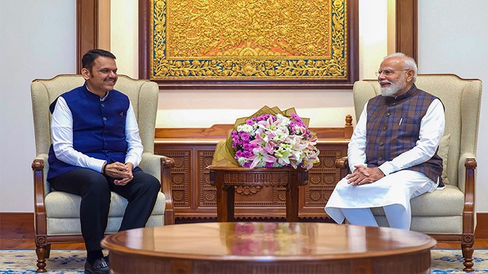 CM પદ છોડી રહ્યા છે દેવેન્દ્ર ફડણવીસ? દિલ્હીમાં PM મોદી સાથે મુલાકાત બાદ અટકળો પર આપ્યો જવાબ