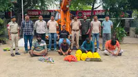 Four Held for Posing as AMC Officials to Steal ₹7 Lakh BSNL Copper Cable in Vasna Four Held for Posing as AMC Officials to Steal ₹7 Lakh BSNL Copper Cable in Vasna