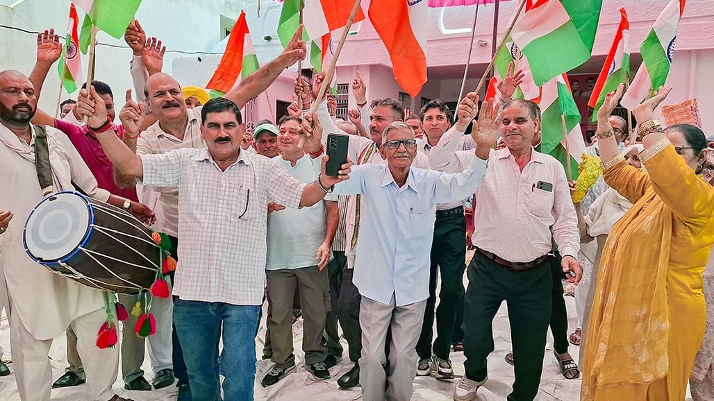 કાશ્મીર રેલીમાં મહિલાઓના અપમાનના સૂત્રોચ્ચાર બાદ ભાજપ પર આરોપ