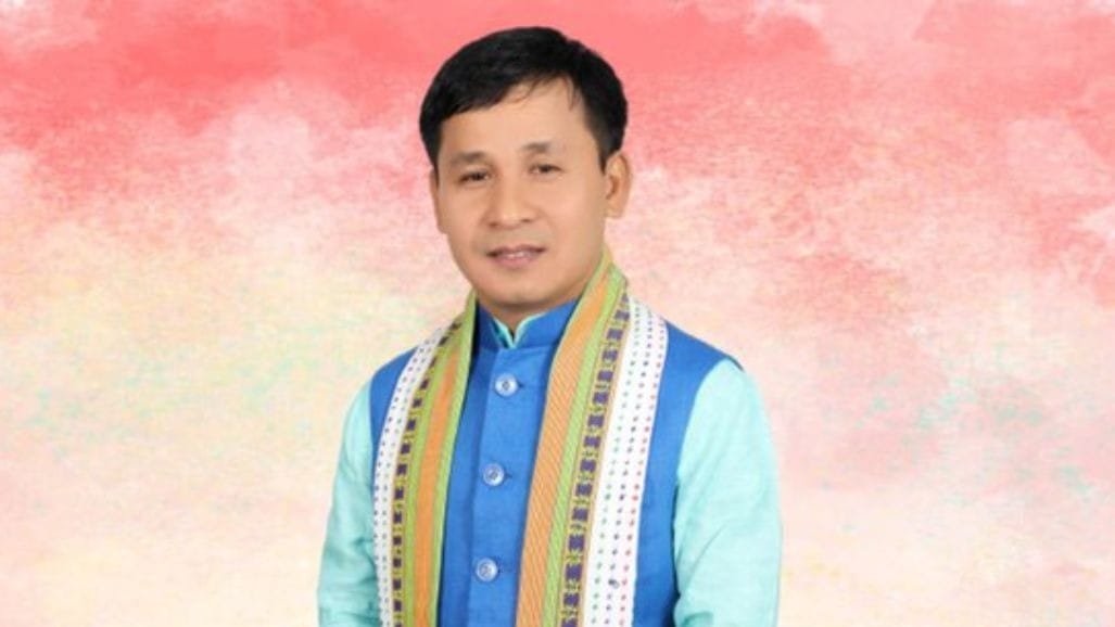 ભાજપના પૂર્વ સાંસદ રાજકારણ છોડી ફરી શિક્ષક બન્યા