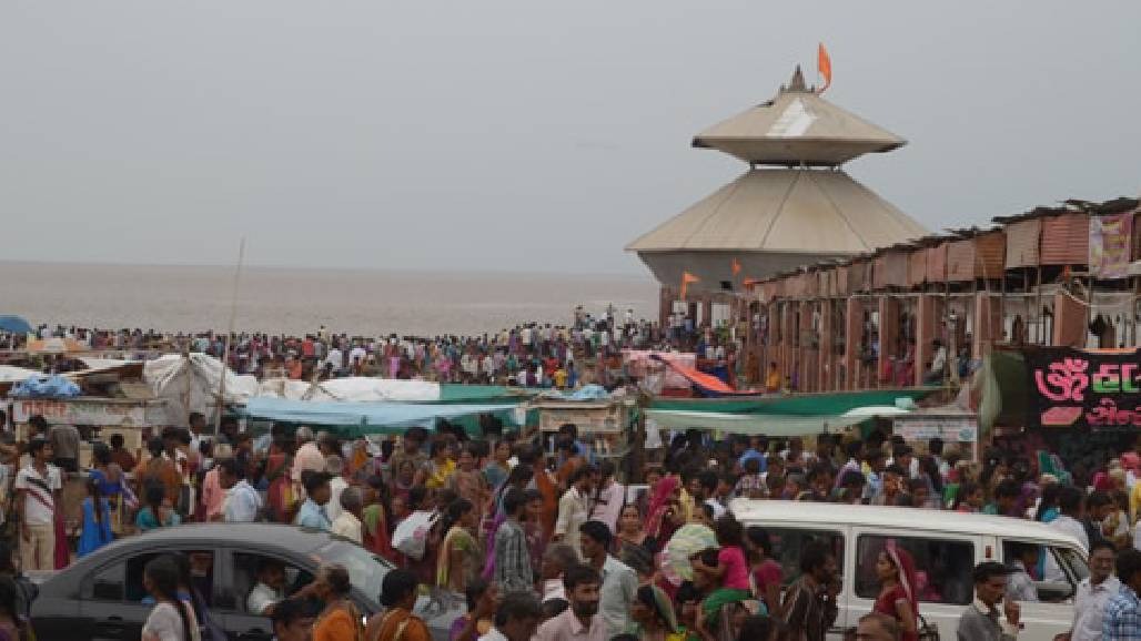 Stambheshwar Mahadev Bharuch (1).jpg
