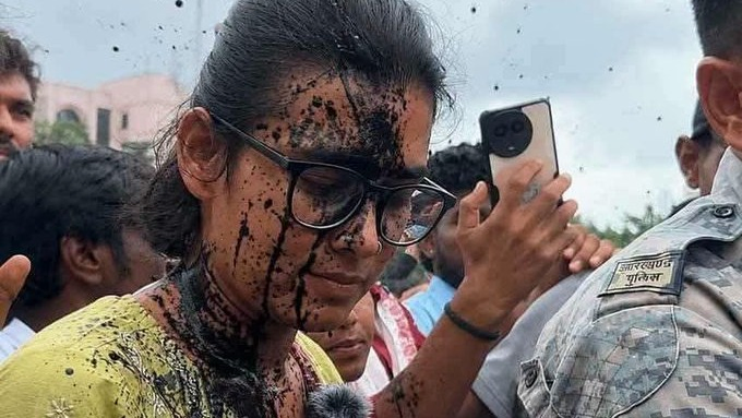 Ink Thrown at AISA Leader Neha Bora During Ranchi Students' March to Jharkhand Assembly