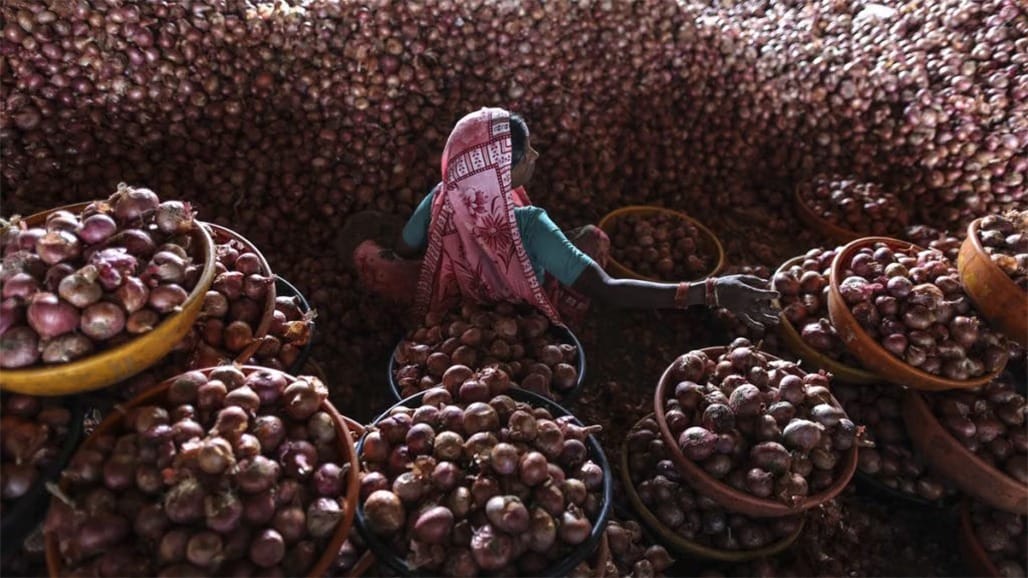 ગરીબો પર આફત: ખાંડ બાદ હવે ડુંગળી પણ મોંઘી