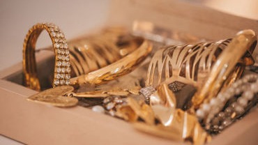 Gold, Silver, Cash Worth ₹22.88 Lakh Stolen From Paldi Residence