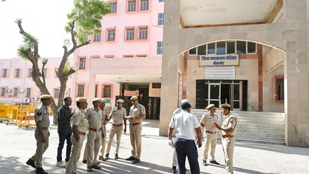 Sukhdev Singh Gogamedi’s Wife Gets Death Threat On Instagram; Rajasthan Police Launch Probe