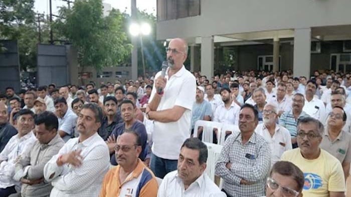 જામનગરના ઉદ્યોગકારો GST નોટિસોથી ભડક્યા, 'તૈયાર માલ કોને વેચવો?'