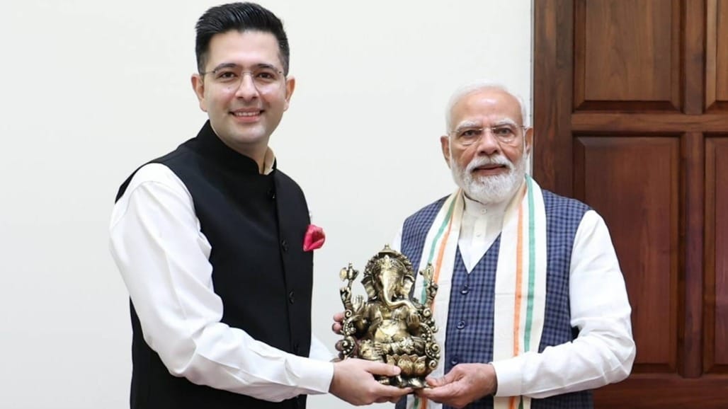 PM મોદી સાથે રાઘવ ચઢ્ઢા, યુસુફ પઠાણ, સાયોની ઘોષની મુલાકાત: રાજકારણમાં કોઈ કાયમી દુશ્મન નથી.