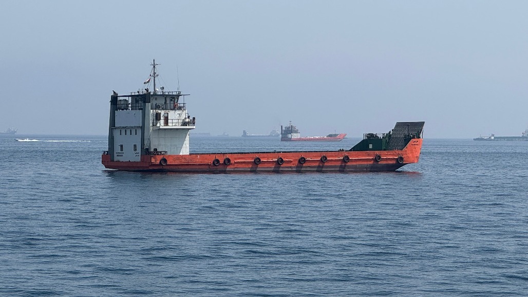 Iran and Oman Map Out Hormuz Routes, But Tehran Links Full Reopening to US Demands