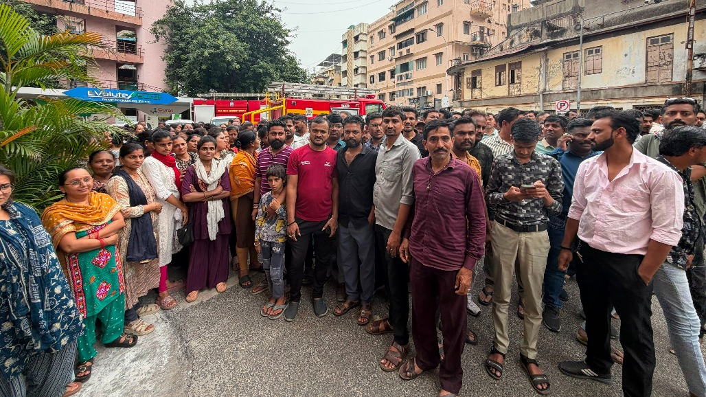 Surat Residents Oppose PMAY Flat Allotment to Nasir Nagar Families, Submit Petition