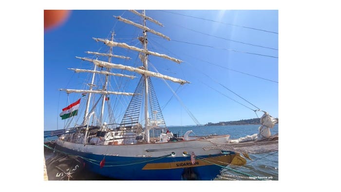 INS સુદર્શિની 'લોકાયન 26' હેઠળ મૈત્રીપૂર્ણ સંબંધો મજબૂત કરવા પોર્ટુગલના લિસ્બન પહોંચ્યું.