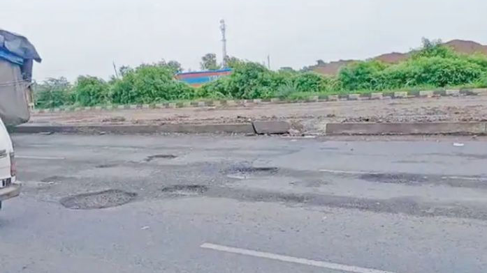 Gujarat Had 408 Km Of National Highways In Poor Condition In 2025-26, Highest In India: Govt Data