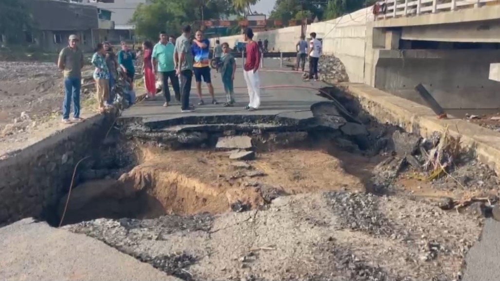 Flood-Damaged Bridge Cuts Off Multiple Villages in Valsad