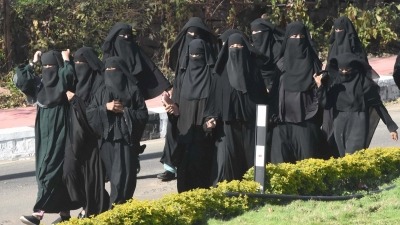 Portugal President Enacts 'Burqa Law' Banning Face Coverings in Public