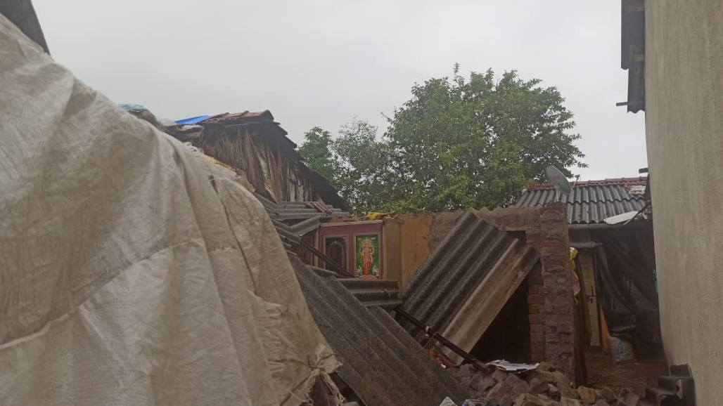 Three Women Injured After 15-Year-Old Government House Collapses in Navsari Village