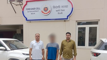 Delhi Police Traces 18 Foreign Nationals Overstaying in Outer District Under Operation VISTA