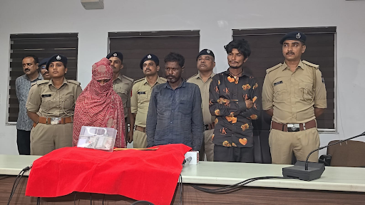 ₹43.11 Lakh Diamond Theft Solved Within Hours, Three Arrested At Bavla Railway Station