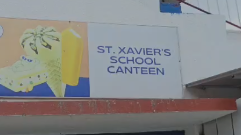 St Xavier’s Loyola School Canteen Sealed After AMC Finds Unhygienic Conditions, 12 Expired Food Items