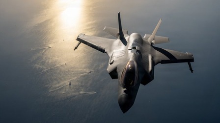 Over 1,000 Ships Escorted as US Says Strait of Hormuz Shipping Route Remains Open