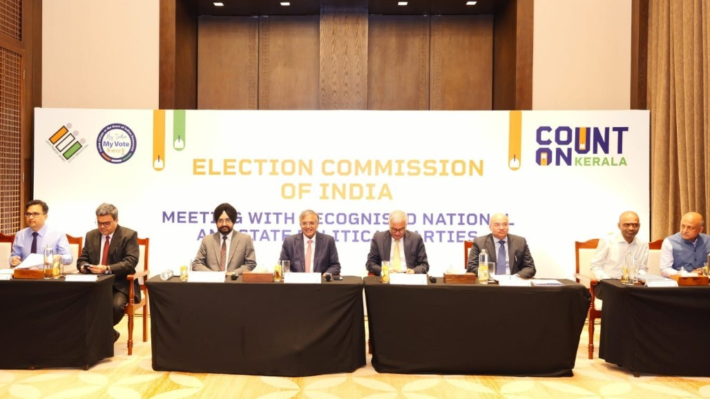 Election Commission Rift: Two Commissioners Flag 'Illegal' Changes to Voter Registration Forms by Chief Gyanesh Kumar