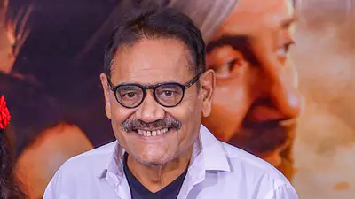 'વેલકમ' ફેમ અભિનેતા મુશ્તાક ખાનનું કેન્સરના કારણે 64 વર્ષની વયે નિધન 1 'વેલકમ' ફેમ અભિનેતા મુશ્તાક ખાનનું કેન્સરના કારણે 64 વર્ષની વયે નિધન 1