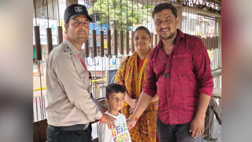 Six-Year-Old Child Reunited With Parents in Ahmedabad After Boarding BRTS Bus To Chandola