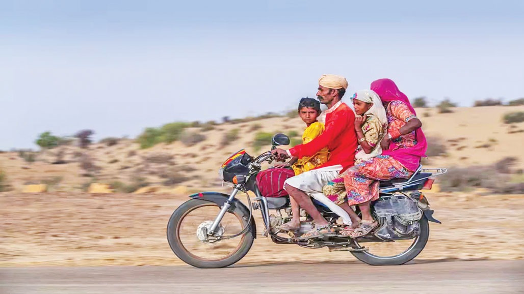 શહેરોની તુલનાએ ગ્રામ્ય વિસ્તારોમાં E2W અપનાવવાની ગતિ ધીમી