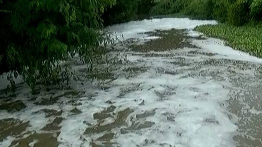 Acidic Industrial Waste Dumping Near National Highway 8 in Vadodara, Three Arrested