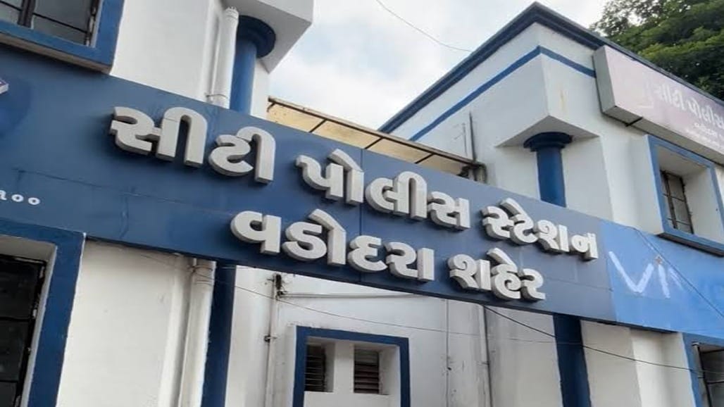 જ્વેલરી શોપમાંથી 13 દિવસમાં જ કારીગર 68 ગ્રામનું ઘરેણું ચોરીને ફરાર
