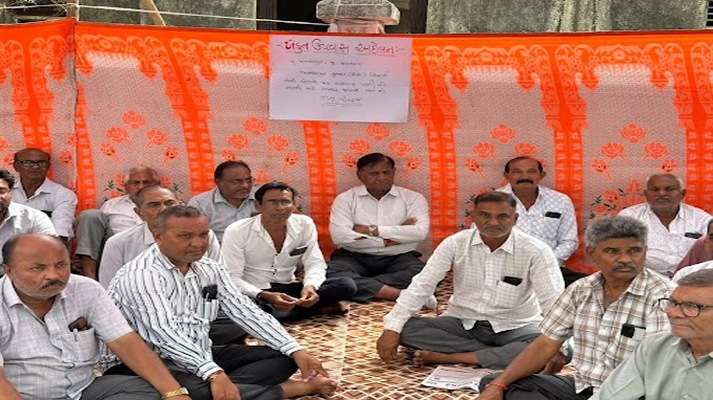 જામજોધપુરમાં સિંચાઈના પાણી માટે ખેડૂતો ઉપવાસ પર બેઠા : આત્મવિલોપનની ચીમકી