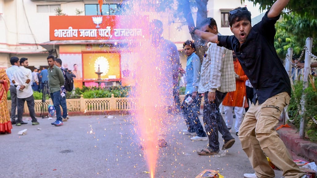 રિસોર્ટ પોલિટિક્સમાં કોંગ્રેસમાં હંગામો!