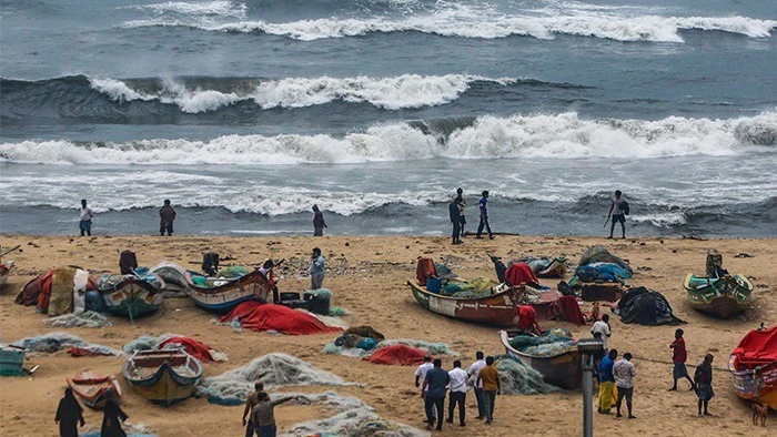 Cyclone Arnab May Hit Three States as Bay of Bengal System Strengthens, Heavy Rain Forecast
