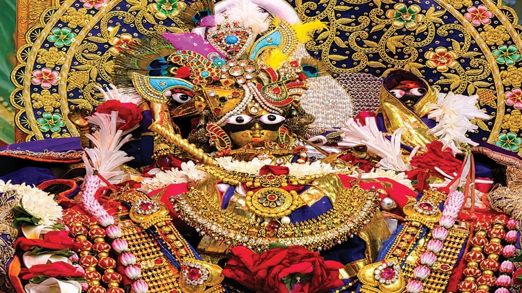 શ્રાવણ માસમાં કળા અને ભક્તિનો અનોખો સંગમ: હિંડોળા ઉત્સવ