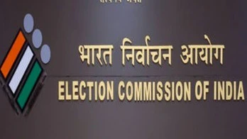 Panel To Select Election Officials: Supreme Court Refers Challenge to Election Commissioner Law to Constitution Bench