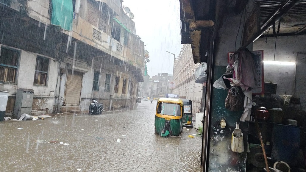 Ahmedabad Rain Photos.jpg
