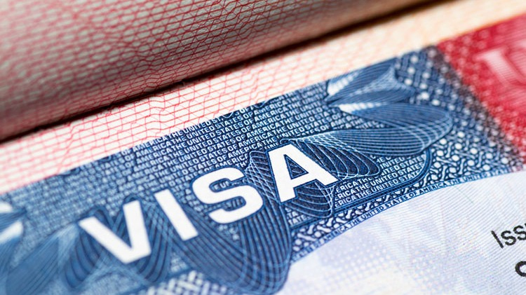 US Proposal Threatens H-4 Spouse Work Permits: Indian Families May Face End of Spouses' Job Rights