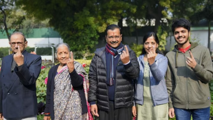 Delhi SIR: Arvind Kejriwal and Family Served Election Commission Notices