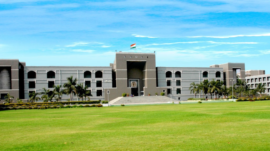 Gujarat HC Quashes FIR Against Industry Body Chief, Says Negligence Alone Cannot Amount To Abetment