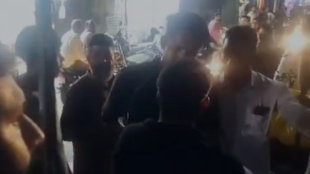 Manekchowk Encroachment Drive Sparks Clash Between Traders and AMC Team