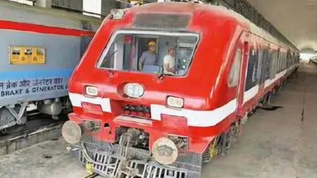 India’s First LNG-Based Dual-Fuel DEMU To Launch From Sabarmati On September 27