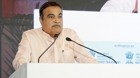 'I Paid for My Own Mistake': Stuck in Mumbai Traffic, Nitin Gadkari Calls for Multi-tier Flyovers and US Tech Tie-ups