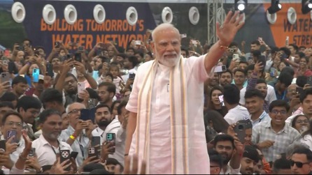 PM Modi Unveils ₹35,000-Crore Projects in Vadodara, Marks Completion of Western Dedicated Freight Corridor