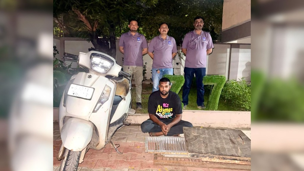 Ahmedabad LCB Arrests Man Over Alleged Theft Of Drain Covers, Iron Grills; Five Iron Lids Recovered