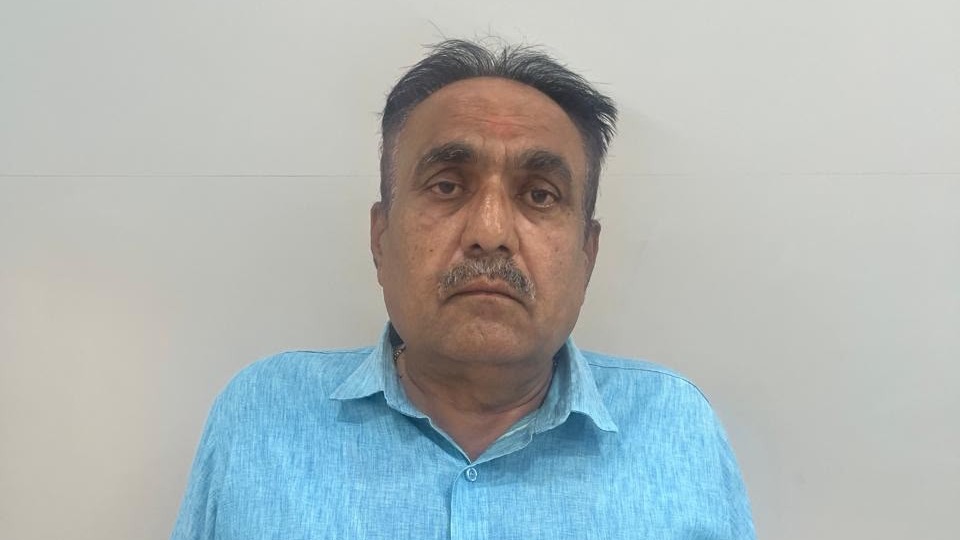 'Safety on Fire': After Ahmedabad, Gandhinagar Chief Fire Officer Caught Taking Bribe