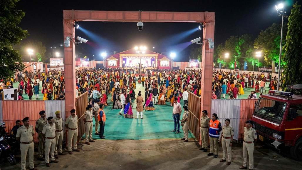 અમદાવાદ નવરાત્રિ 2026: ગરબા ગ્રાઉન્ડ પર AI કેમેરા અને ફેસ રિકોગ્નિશનથી રખાશે નજર, સંકલન બેઠકમાં 4 મોટા નિર્ણય